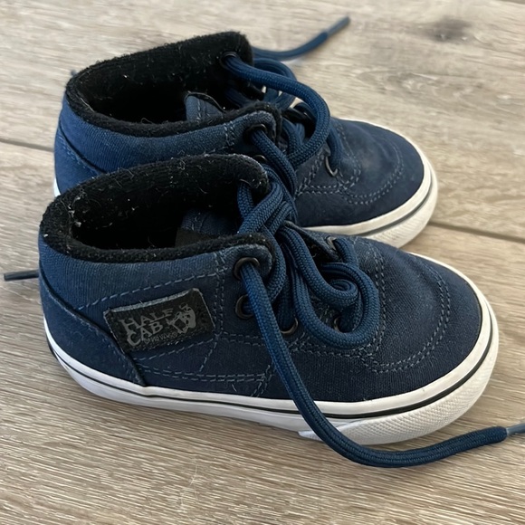 Vans toddler half cab shoes - Picture 1 of 5